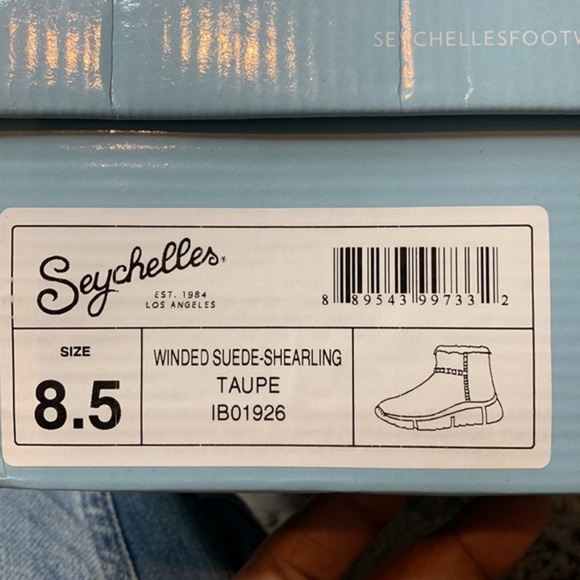 NWB Seychelles Winded Suede-Shearling Sneaker Boot - Taupe sz 8.5M - Picture 6 of 6